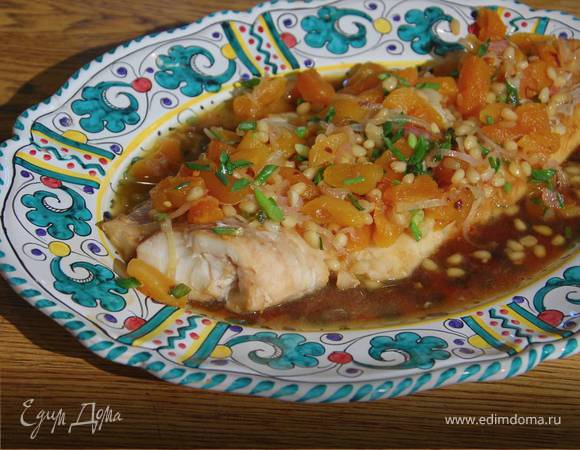 Треска в кленовом сиропе под соусом из кураги