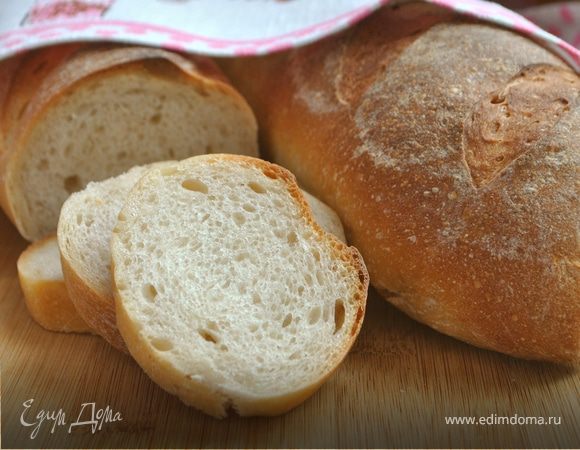 Батон к чаю на бездрожжевой пшеничной закваске Батон к чаю на бездрожжевой пшеничной закваске