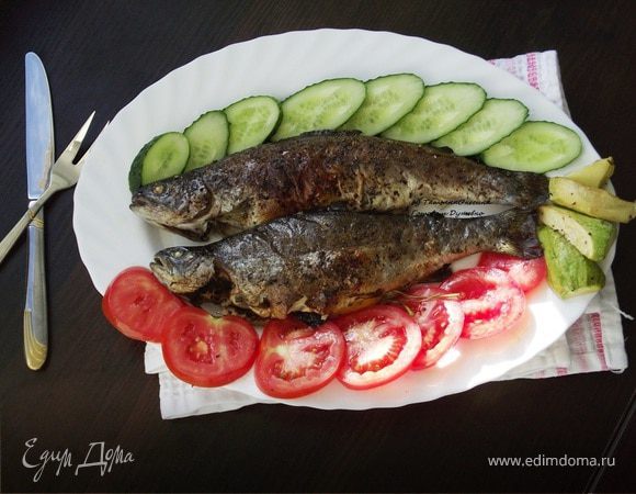 Форель с пряными травами и лимоном Форель с пряными травами и лимоном