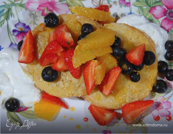 Французские гренки с апельсином и ягодами Французские гренки с апельсином и ягодами