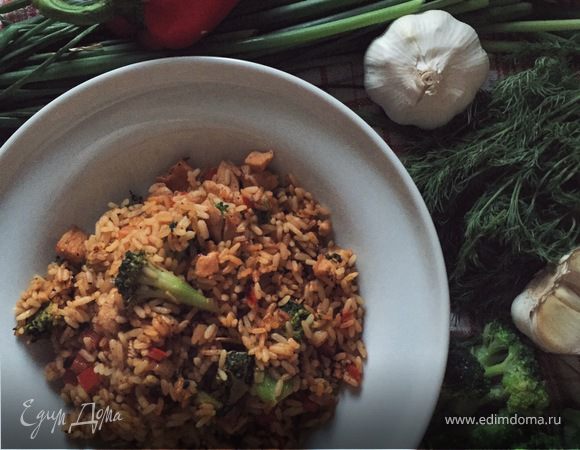 Рис по-тайски с овощами