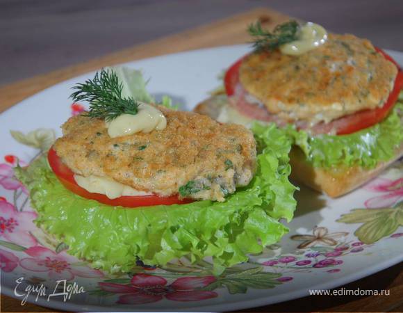 Бургеры с котлетками из семги и каперсов Бургеры с котлетками из семги и каперсов