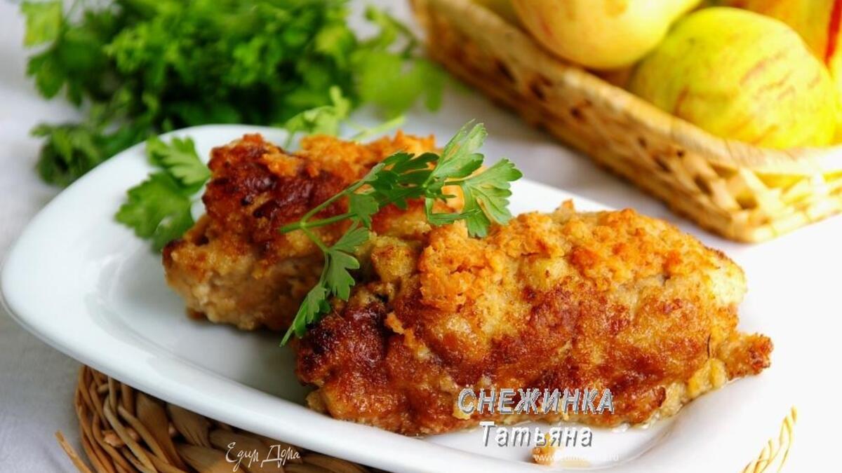 Мясные рулетики с яблоком