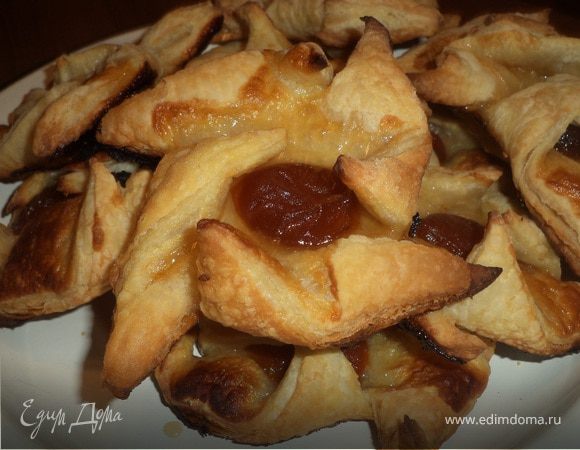 Слойки с абрикосами Слойки с абрикосами