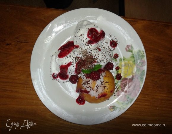 Десерт «Персик Мельба»