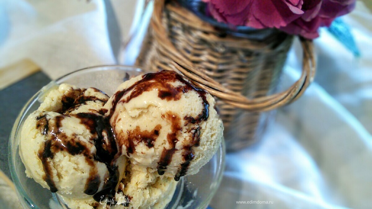 Ванильное мороженое