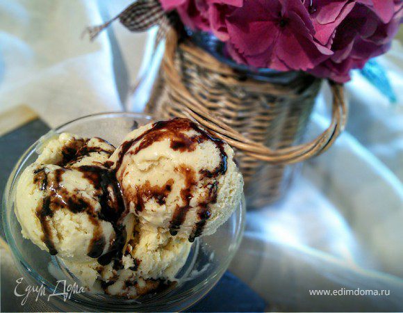 Ванильное мороженое 