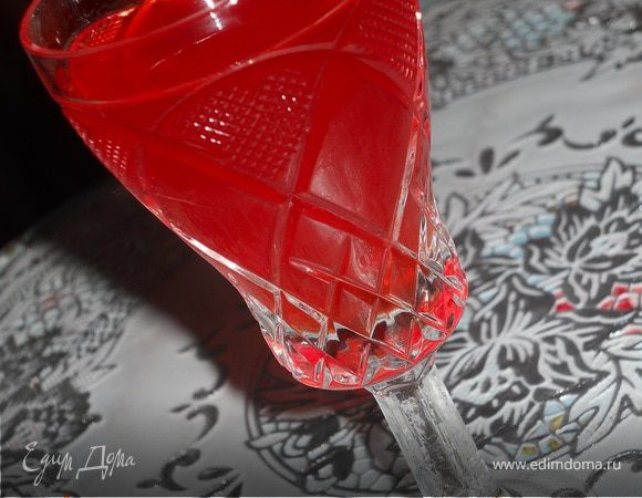 Ликер из клубники в домашних условиях