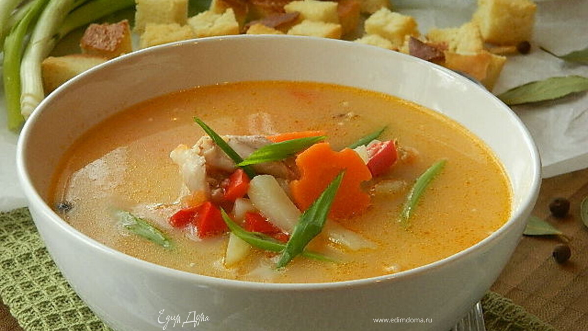 Сырно-томатный суп на курином бульоне