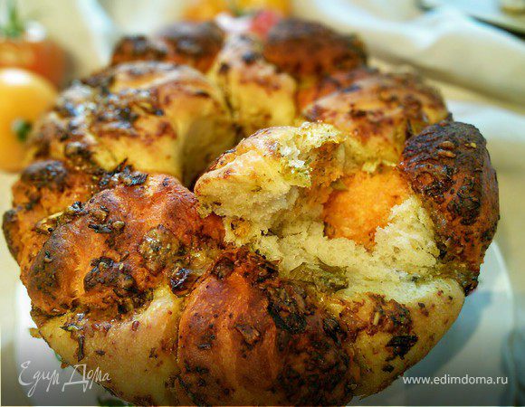 Хлебная пицца из разноцветных шариков (Pizza Monkey Bread) 