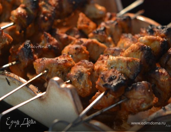 Свиной кебаб с арахисовым маслом