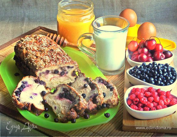 Хлебная шарлотка «Яблочно-ягодная» 