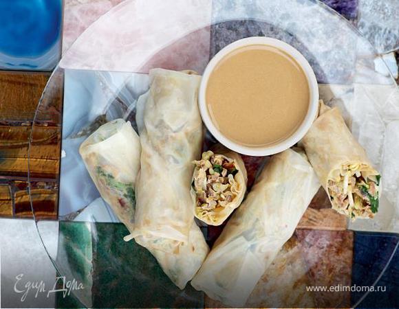 Рисовые блинчики с цесаркой и арахисовым соусом Рисовые блинчики с цесаркой и арахисовым соусом