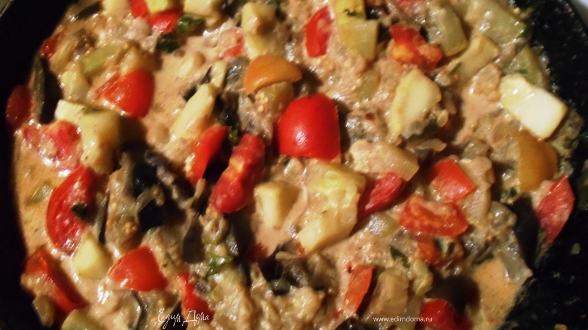 Рагу овощное «Баклажаны в сметане»