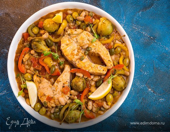 Сочное овощное рагу с лососем 
