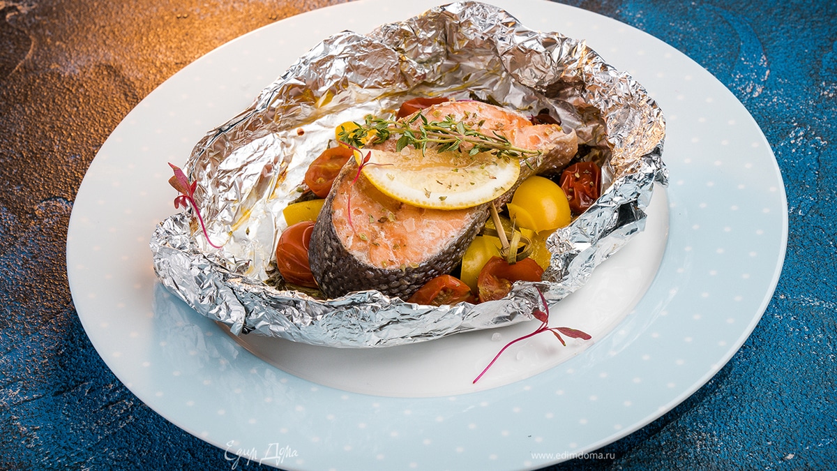 Форель, запеченная в конверте