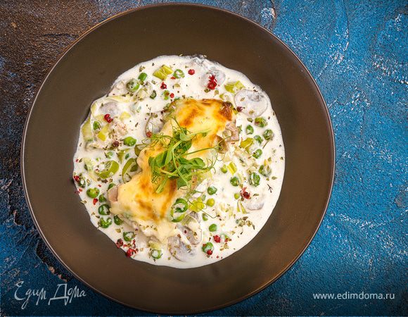 Запеченный палтус с шампиньонами и горошком Запеченный палтус с шампиньонами и горошком
