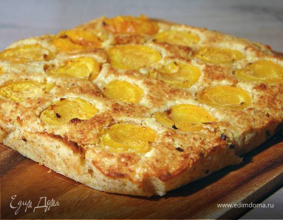 Миндально-творожный пирог с абрикосами 