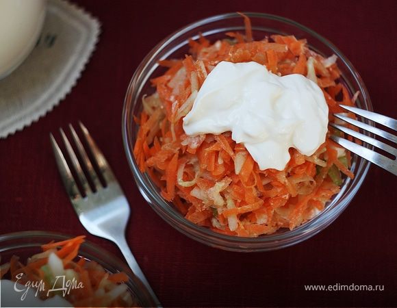 Салат с сельдереем и морковкой