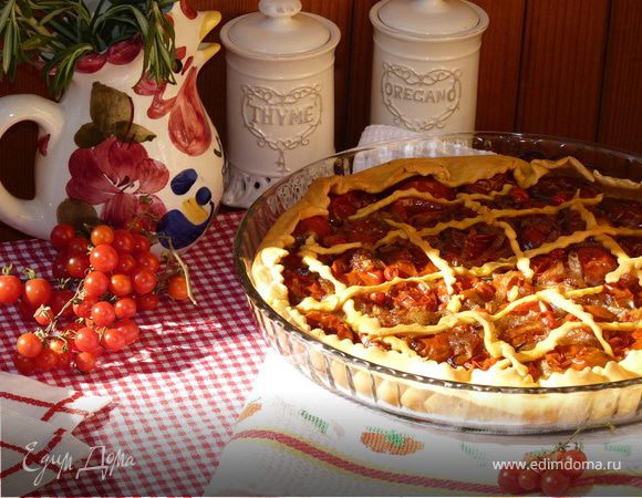 Средиземноморский пирог с брынзой и помидорами