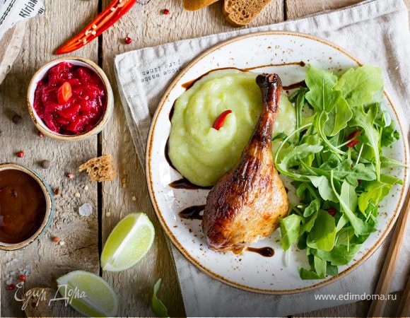 Хрустящая утка с клюквенным соусом