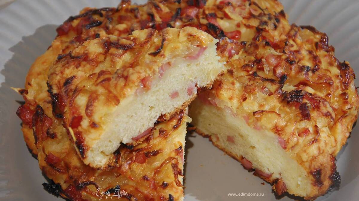 Быстрый пирог с ветчиной, луком и сыром — Пошаговый рецепт приготовления с фото 2026 | Простые и вкусные рецепты в домашних условиях EdimDoma.ru