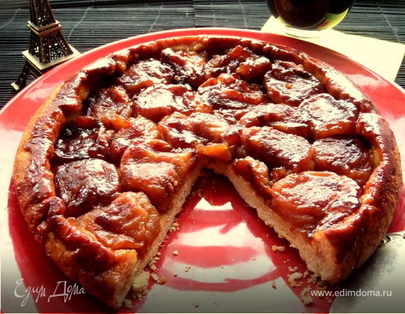 Французский перевернутый пирог «Тарт Татен» Французский перевернутый пирог «Тарт Татен»