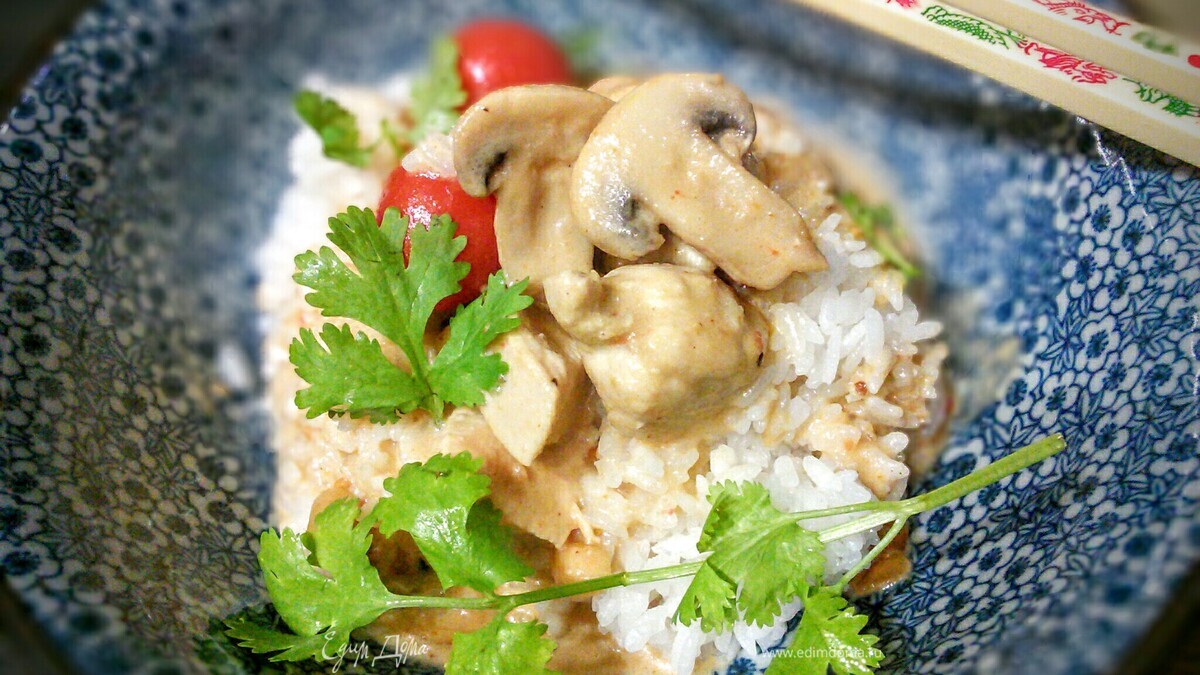 Быстрый куриный гуляш в арахисовом соусе