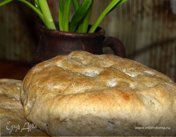 Пшенично-ржаные лепешки с луком Пшенично-ржаные лепешки с луком