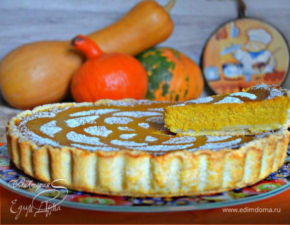 Американский тыквенный пирог с корицей Американский тыквенный пирог с корицей