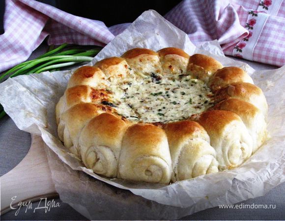 Булочки-роллы с грибным дип-соусом