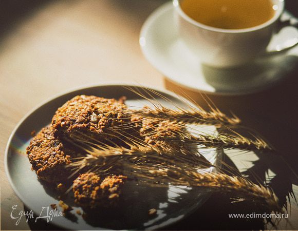 Хрустящее овсяное печенье Хрустящее овсяное печенье