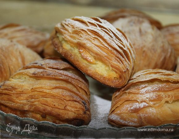 Неаполитанское пирожное Le Sfogliatella Неаполитанское пирожное Le Sfogliatella