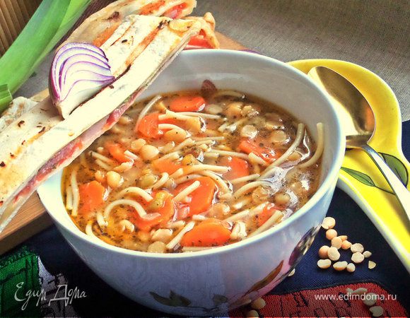 Гороховый суп с итальянским акцентом