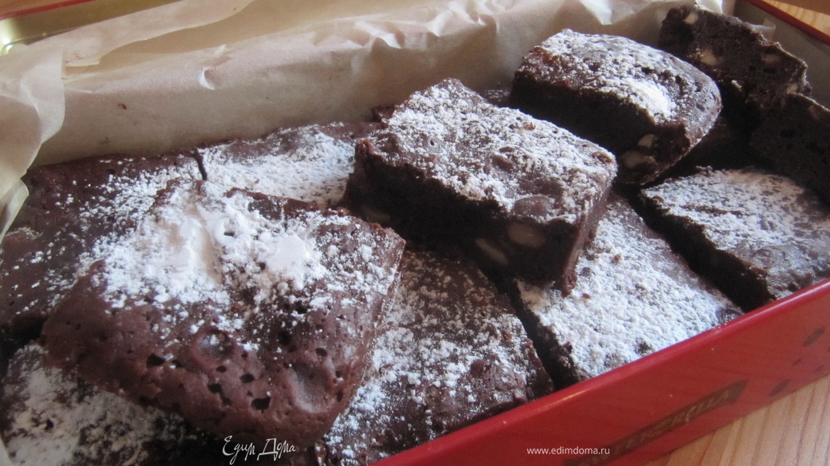Брауни с фундуком