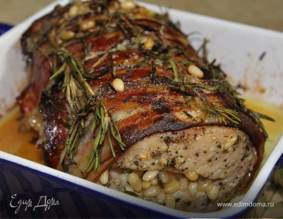 Ароматная фаршированная корейка к Рождеству