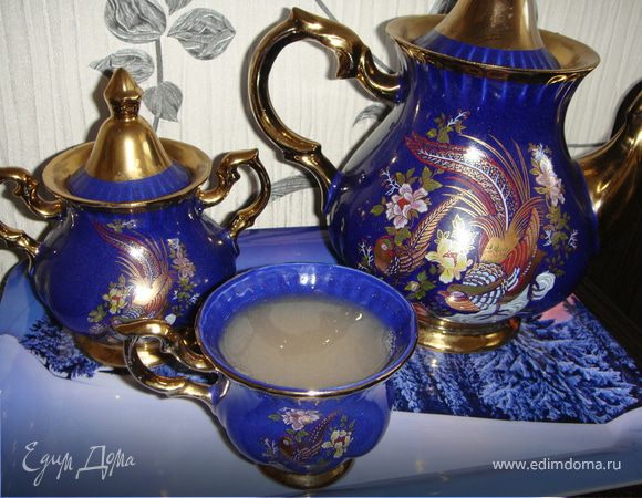 Согревающий пряный чай с хурмой Согревающий пряный чай с хурмой