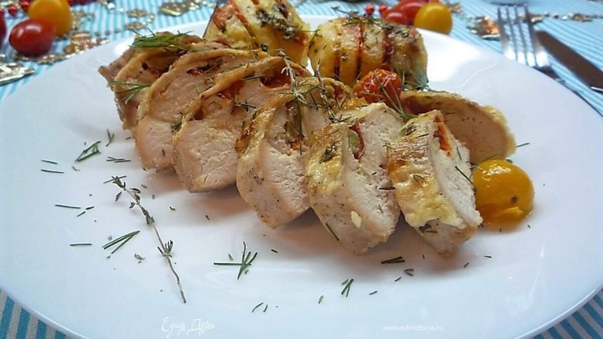 Куриные грудки с картофелем и томатами черри