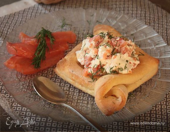 Творожные лодочки с семгой