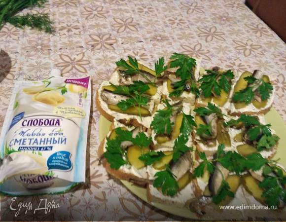 Бутерброды со шпротами Бутерброды со шпротами