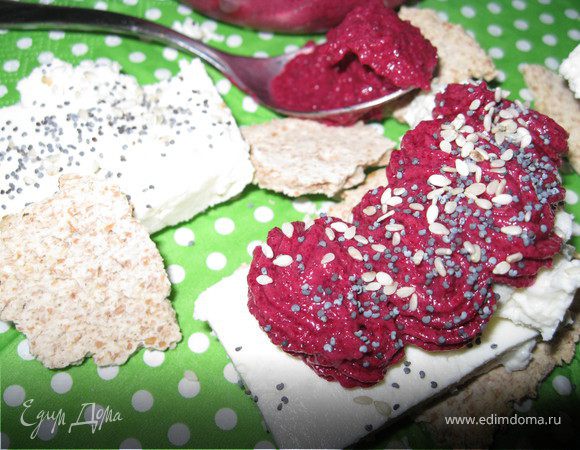 Острый свекольный дип 