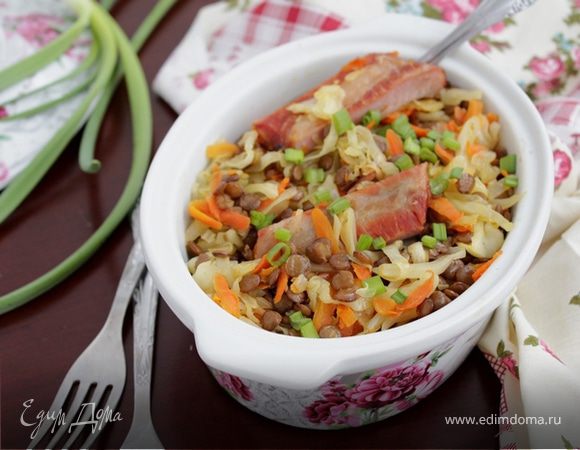 Капуста с чечевицей и копчеными ребрышками Капуста с чечевицей и копчеными ребрышками