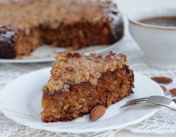 Пирог с овсяными хлопьями, медом и орехами Пирог с овсяными хлопьями, медом и орехами