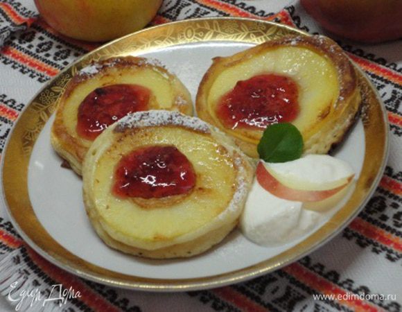 Оладушки с яблочками Оладушки с яблочками