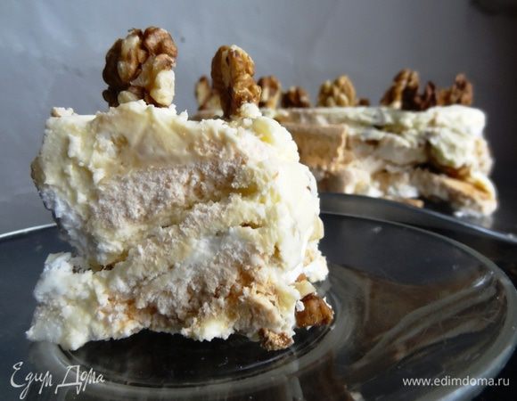 Ореховый торт с меренгами Ореховый торт с меренгами