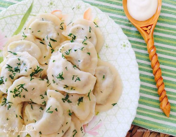 Вареники с белыми грибами и беконом Вареники с белыми грибами и беконом