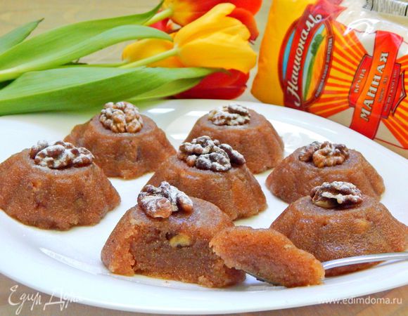 Десерт из манной крупы с орешками