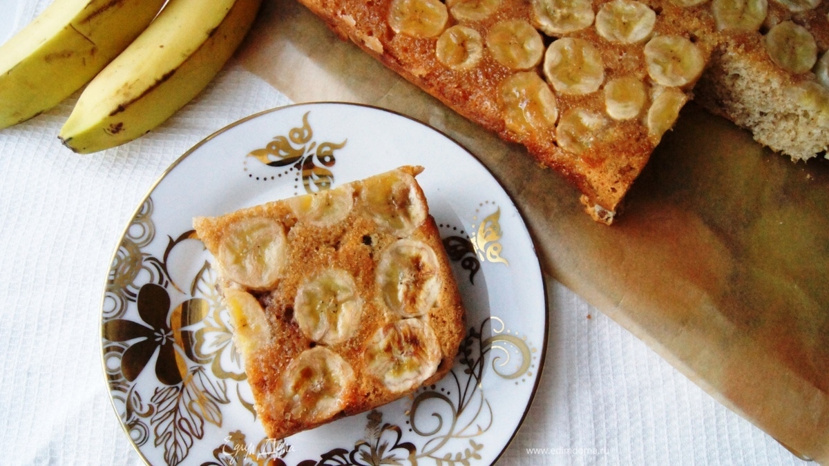 Пирог-перевертыш с бананами
