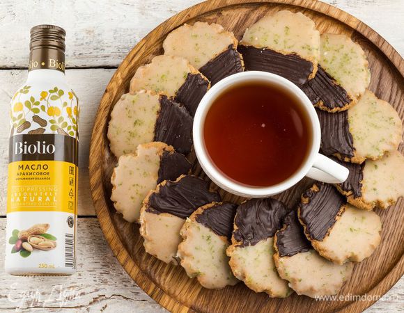 Арахисовое печенье с глазурью Арахисовое печенье с глазурью