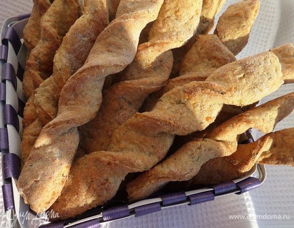 Пшенные палочки с сыром и укропом